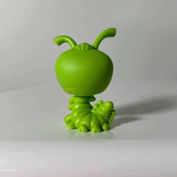 Littlest Pet Shop G7 Caterpillar #6 (OA2) - Picture 3 of 6